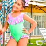 Entero de niña con lazo trasero